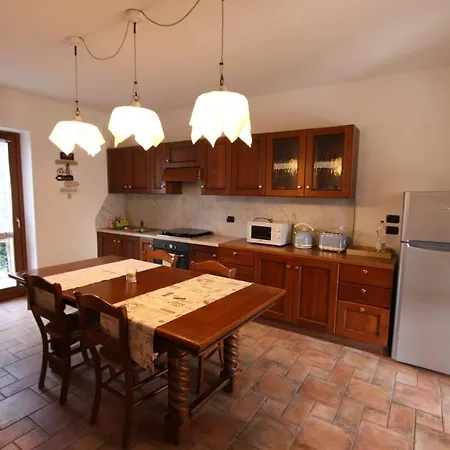 Casa Nicole Сasa de vacaciones Manerba del Garda